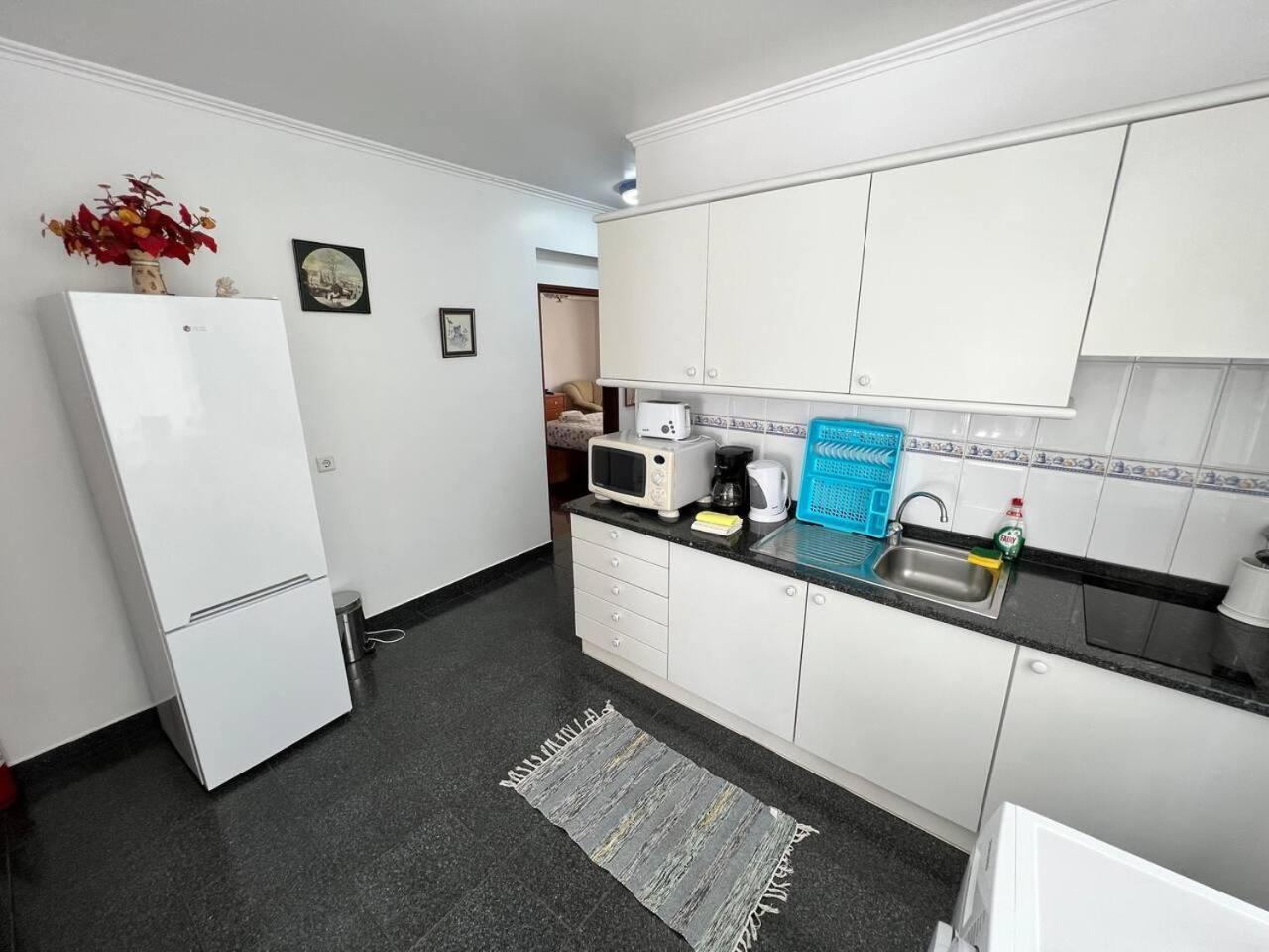 פונשל Comfortable 2-Bedroom Apartment For Relaxing Stays מראה חיצוני תמונה